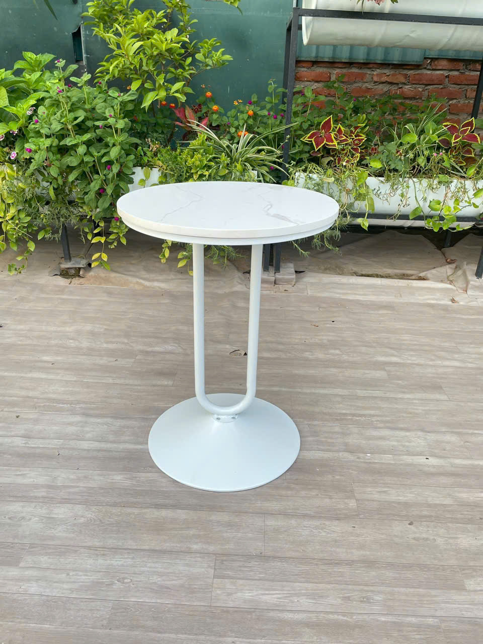 Bàn cafe ngoài trời Bàn cafe ngoài trời