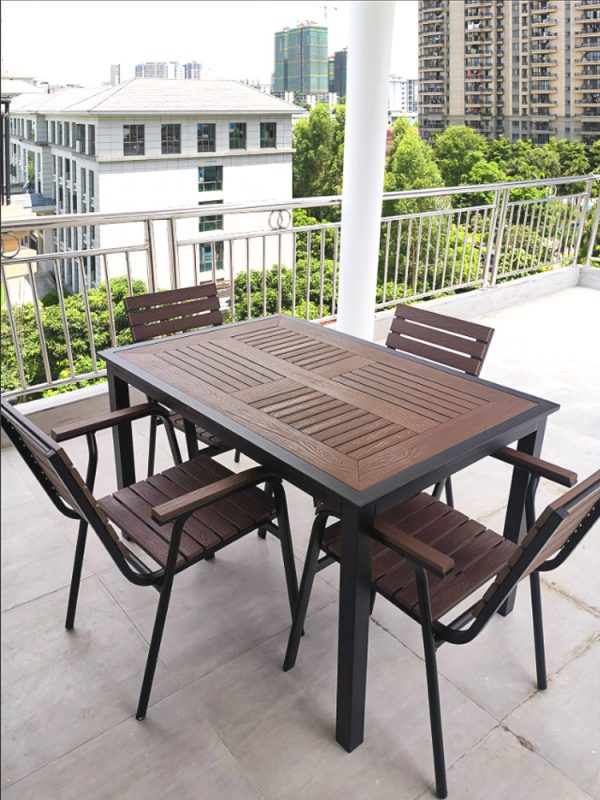 Bàn Ghế Cafe Ngoài Trời Hà Nội