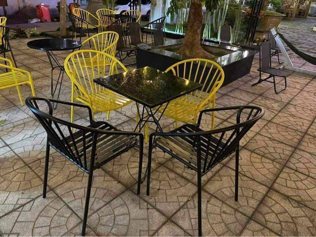 Bàn ghế cafe sân vườn Bàn ghế cafe sân vườn