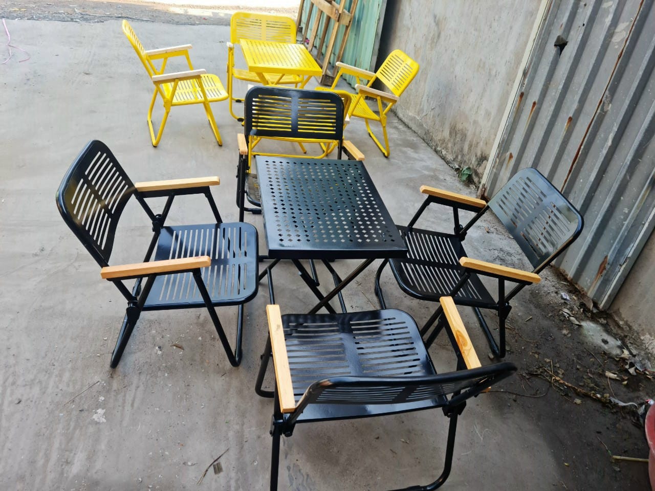 Bàn ghế cafe sân vườn Bàn ghế cafe sân vườn