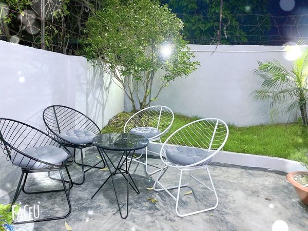 Bàn ghế sắt ngoài trời Bàn ghế sắt ngoài trời