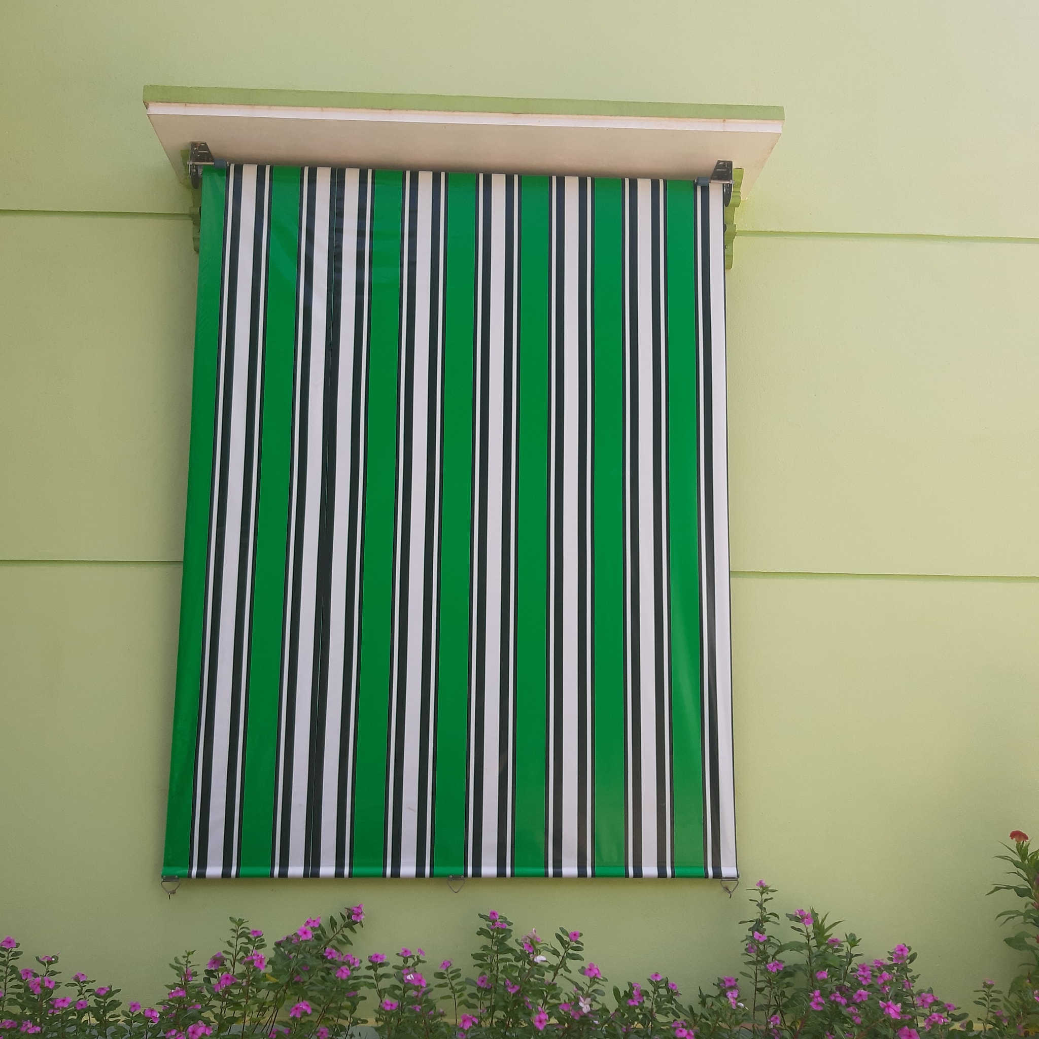 Bạt che cửa sổ Bạt che cửa sổ