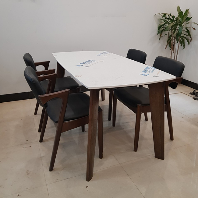Bộ bàn ăn gỗ 4 ghế Bộ bàn ăn gỗ 4 ghế