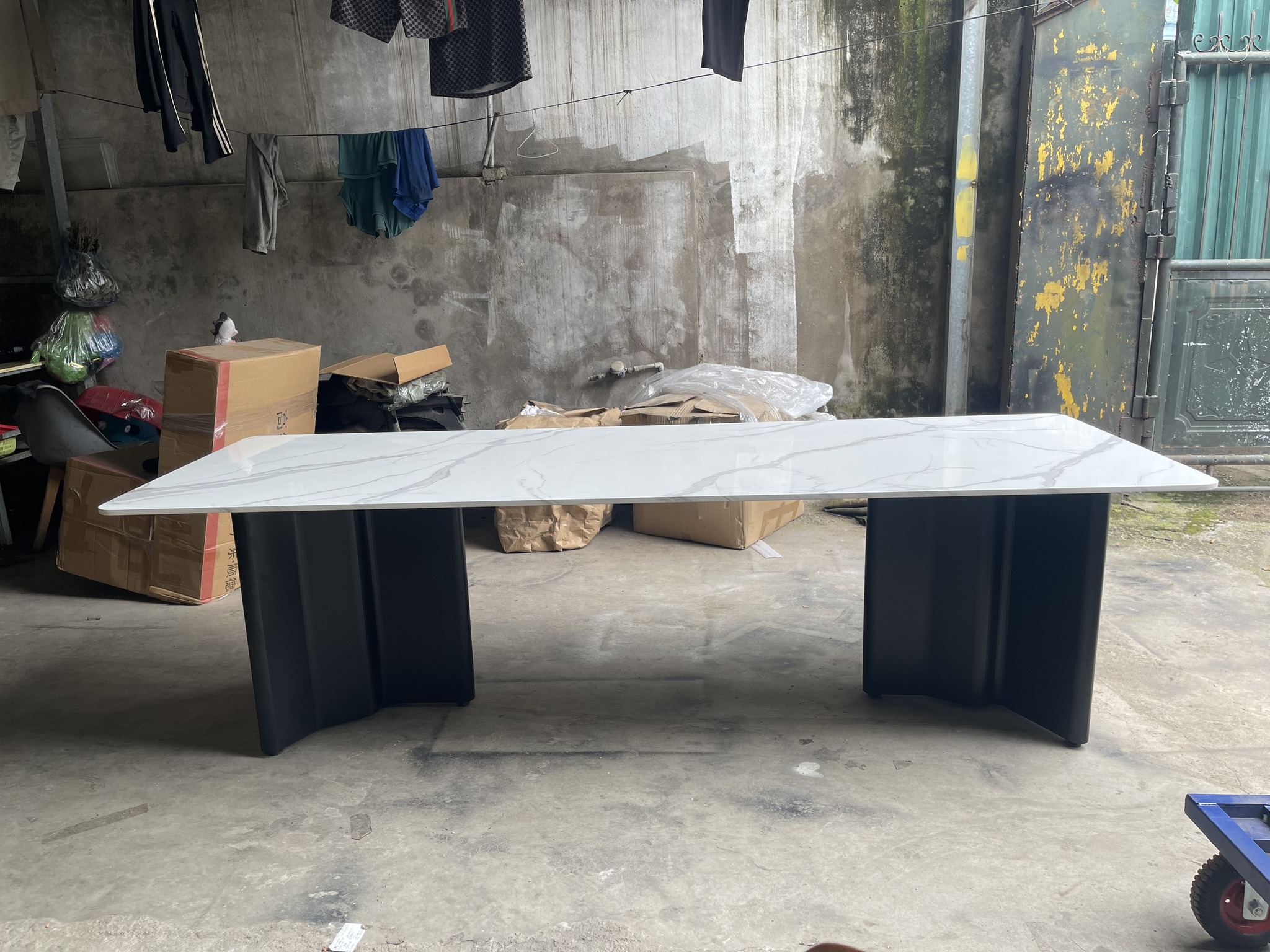 Chân bàn ăn 2 cạnh chữ T Chân bàn ăn 2 cạnh chữ T