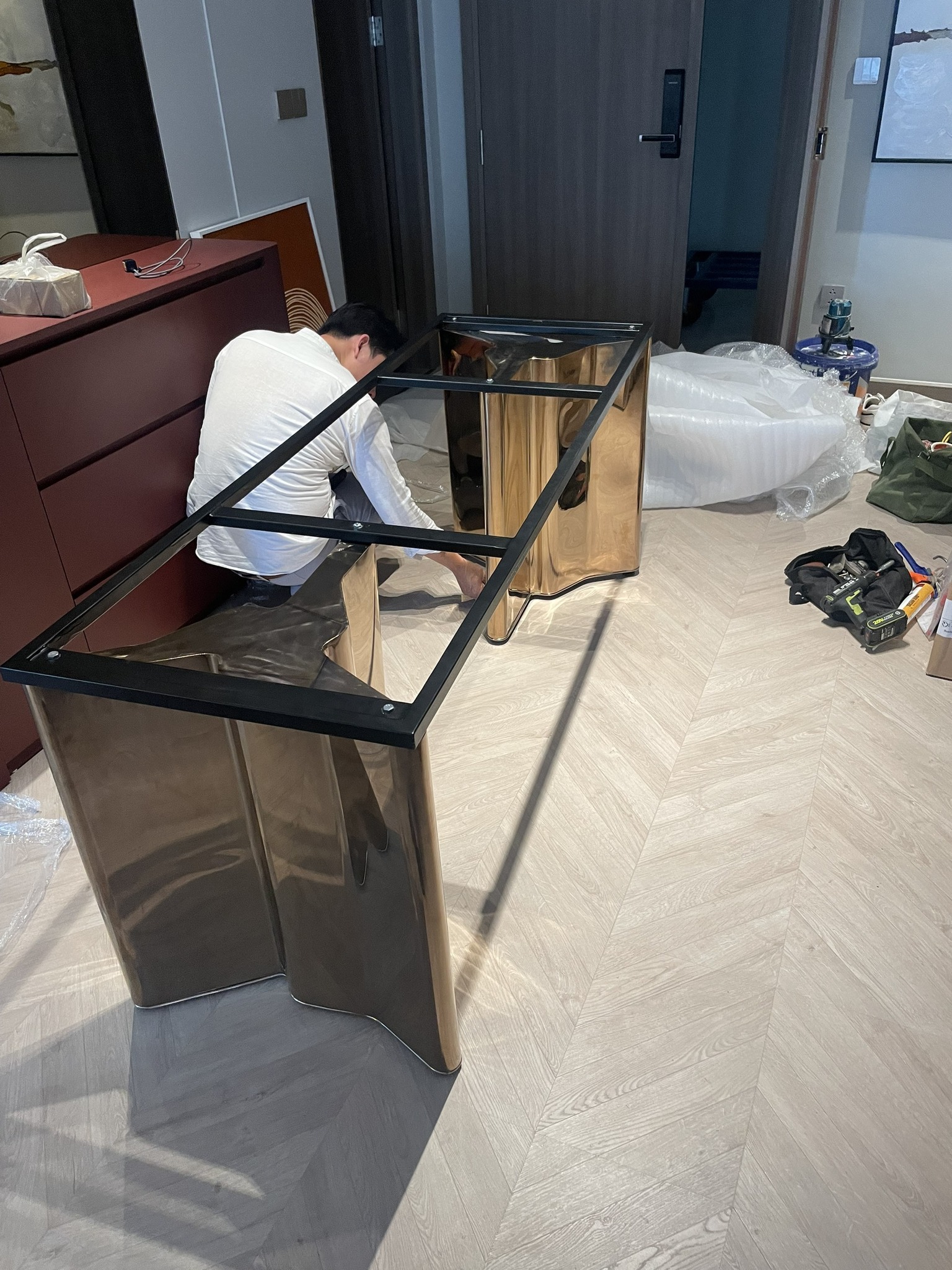 Chân bàn ăn 2 cạnh chữ T Chân bàn ăn 2 cạnh chữ T