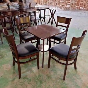 Mẫu Bàn Ghế Cafe Đơn Giản
