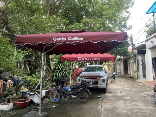 Ô Lệch Tâm Quán Cafe 2m5 Màu Đỏ