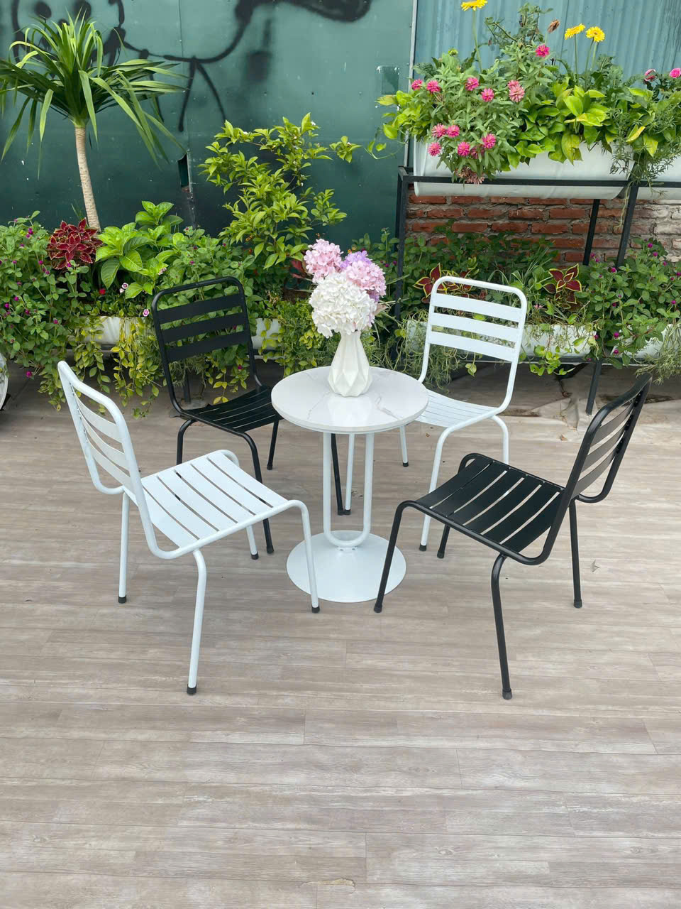 Bàn cafe Bàn cafe