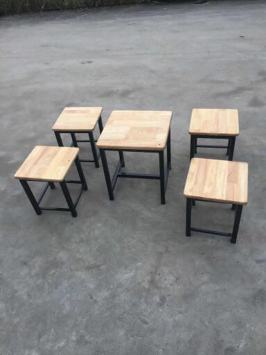 Bàn ghế cafe vỉa hè Bàn ghế cafe vỉa hè
