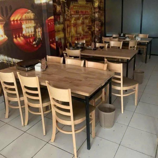Bàn ghế quán ăn vặt