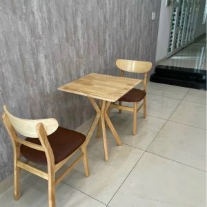 Chân bàn vuông bằng gỗ