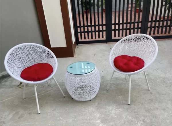 Ghế mây ngồi ban công